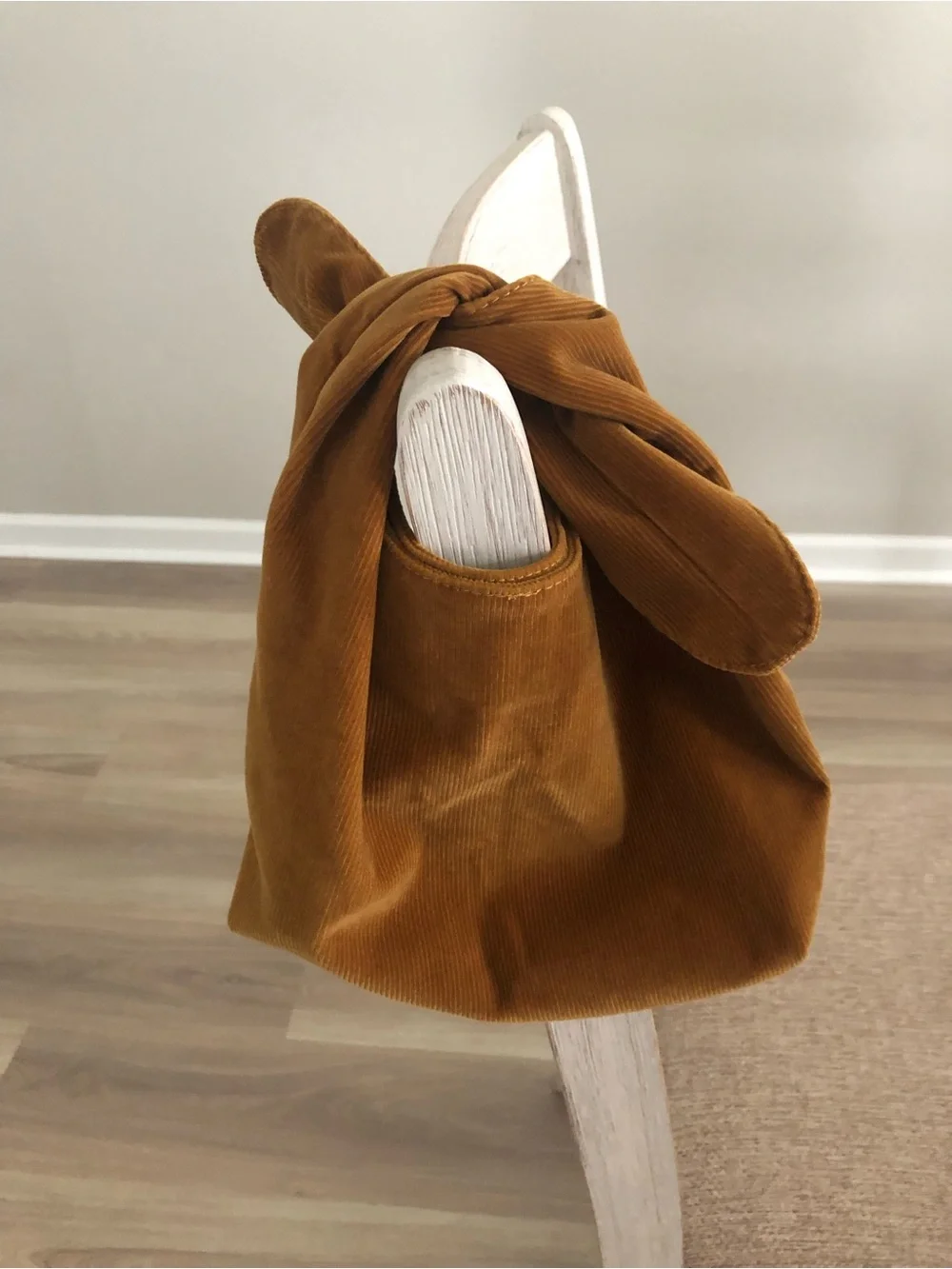Merit Beauty Corduroy Tie Boho Makeup Bag Knapsack | NWOT - Picture 3 of 6